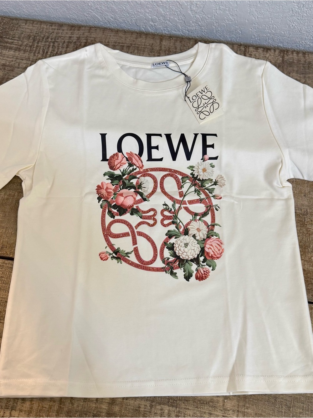 Women’s Cream Floral LO Logo Stretch Tee
